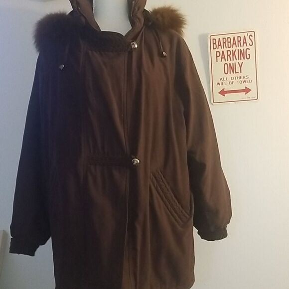 IZZI OUTERWEAR BROWN FUR TRIM WINTER JACKET - Picture 1 of 7